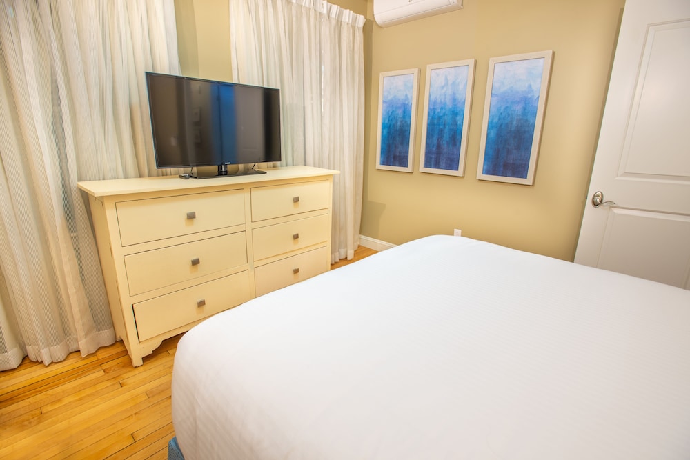 Capital Resorts 84 Main 20/66