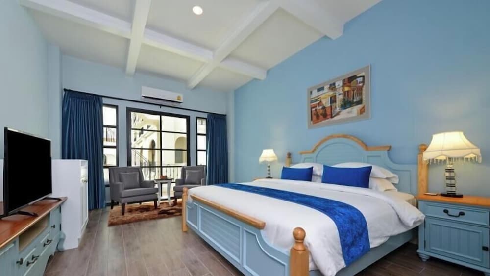 Deluxe, Residence, King Bed