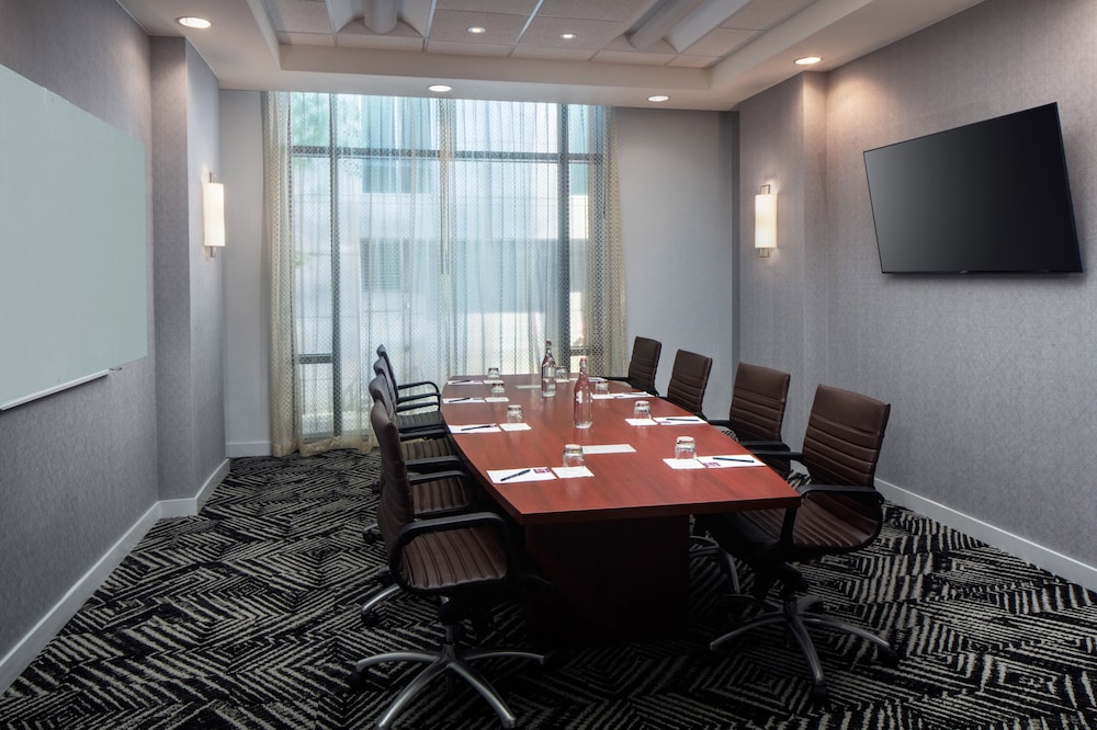 Hyatt Place Nashville Downtown 62/72