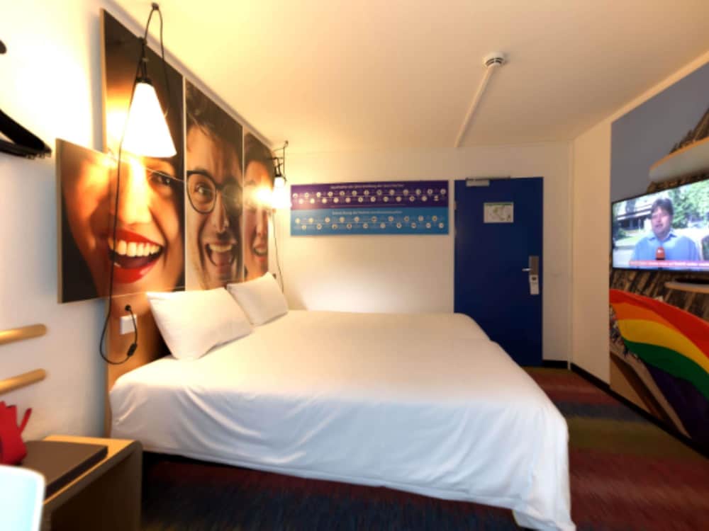 Ibis Hotel Koln Centrum 23/68