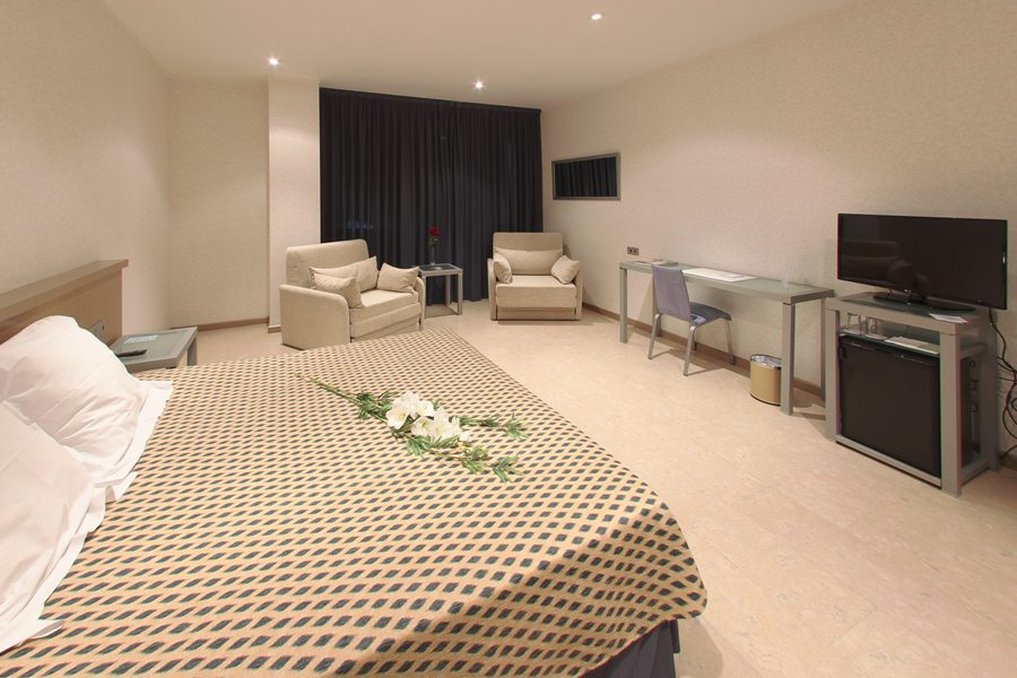 Mas Camarena Hotel Formerly Husa Mas Camarena 32/37