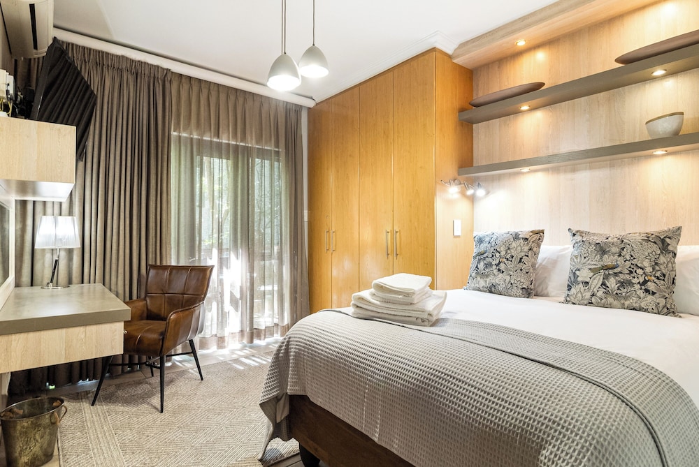 1 BEDROOM, APARTMENT