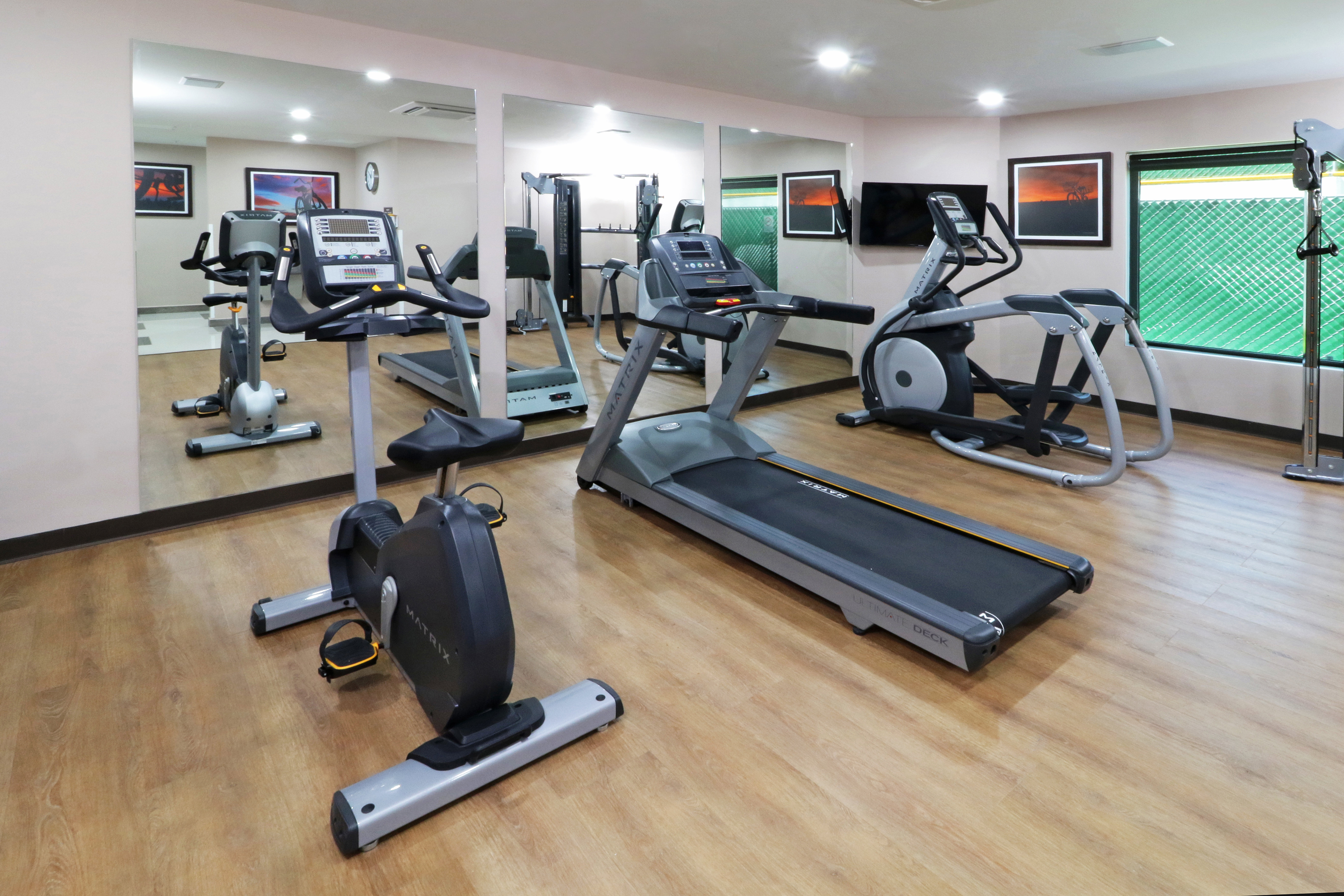 CANDLEWOOD SUITES CELAYA 42/75