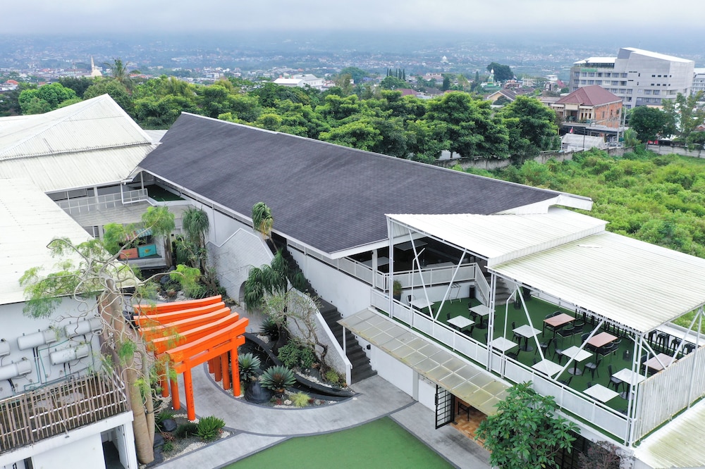 Kontena Hotel 1/20