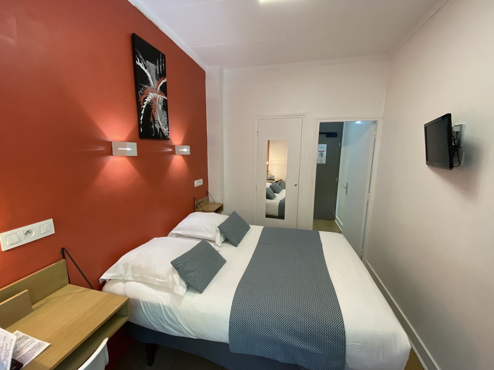 Hotel de La Marne 25/50