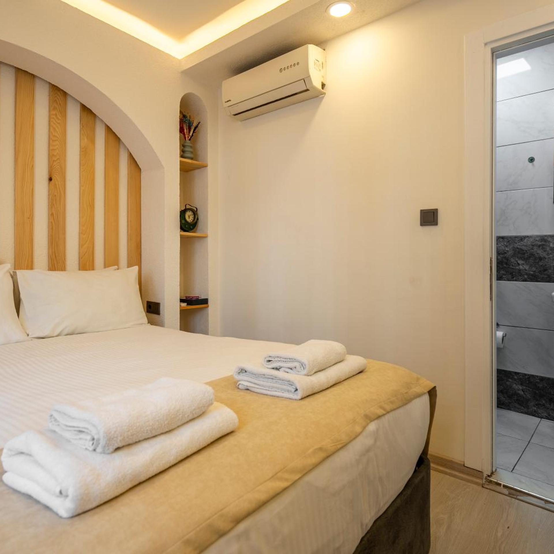 Budget, Double Bed