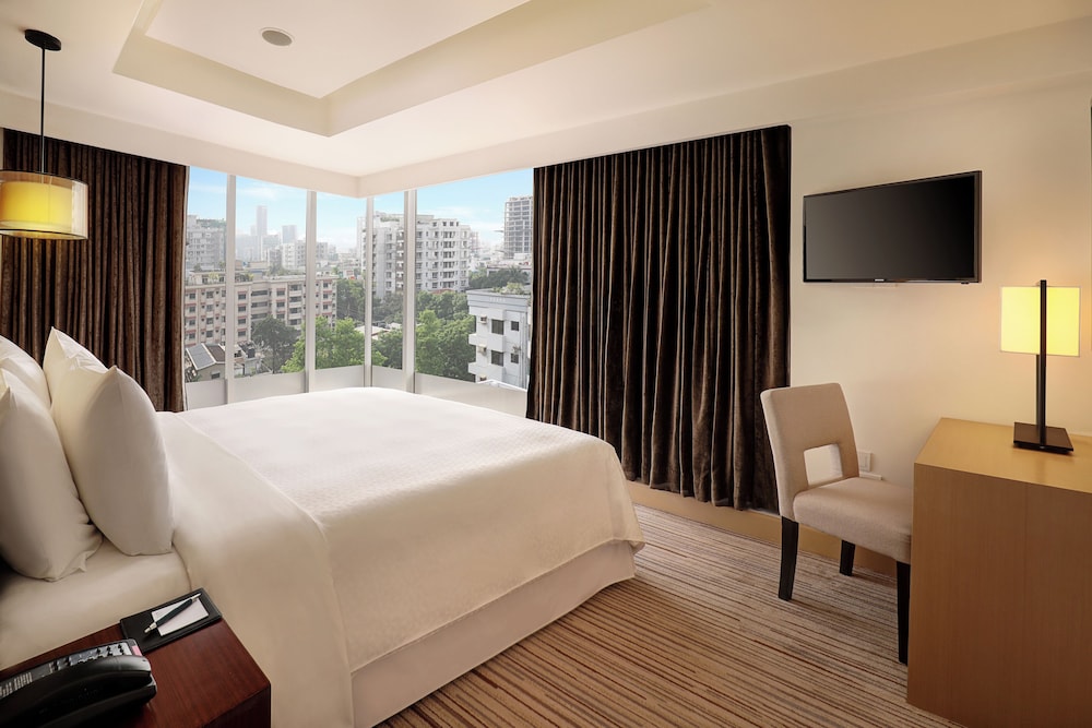 Crowne Plaza Dhaka (Ex Doreen Hotel and Resorts) 23/57