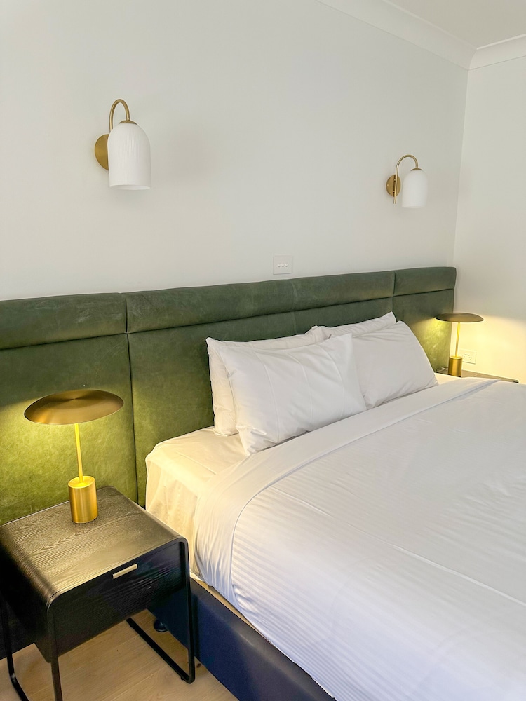 Boutique, Suite, King Bed