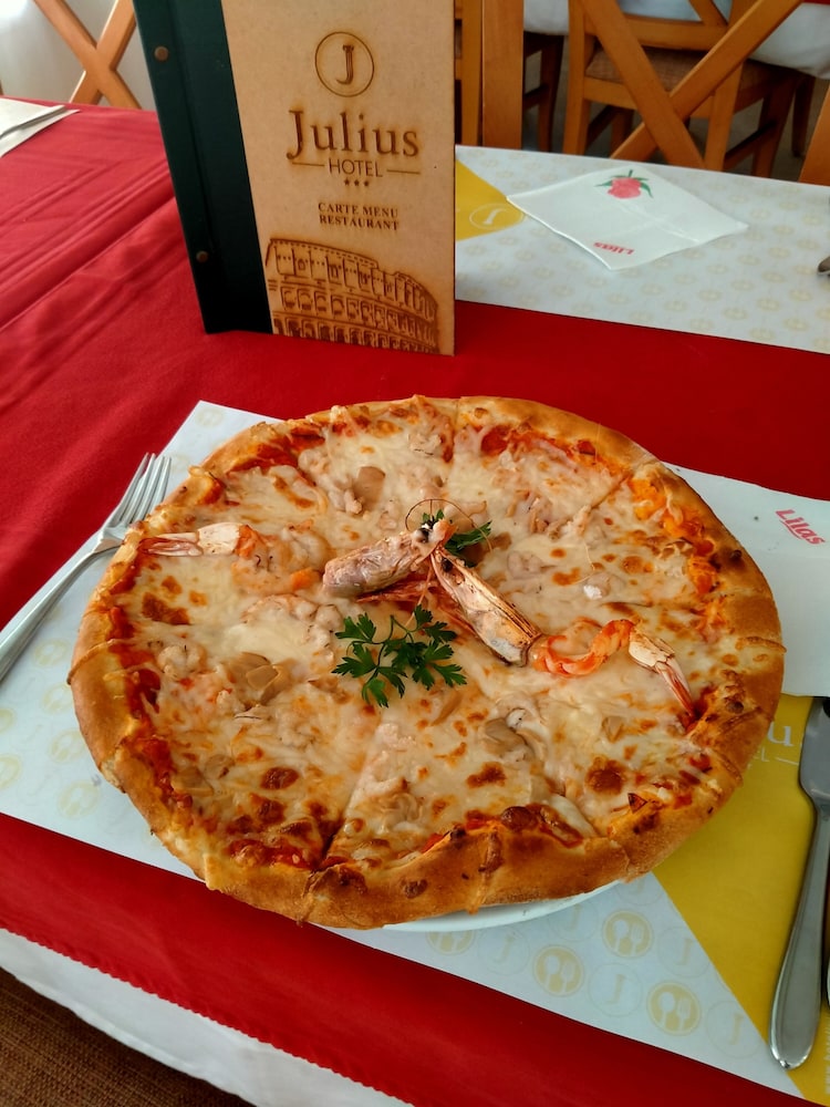 Julius El jem 20/50