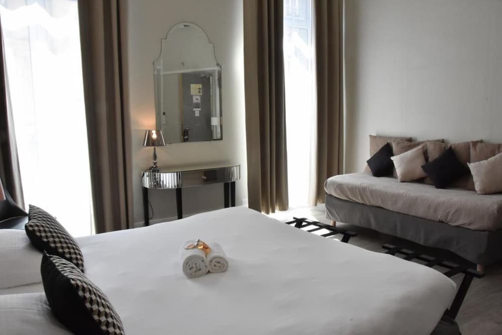 Hotel Regina 5/50
