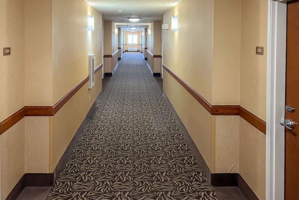 Comfort Inn And Suites Thatcher 71/79