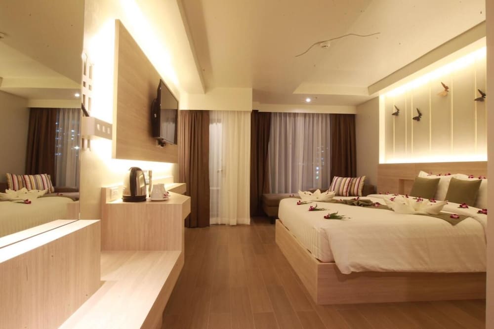 Levana Hotel 9/45