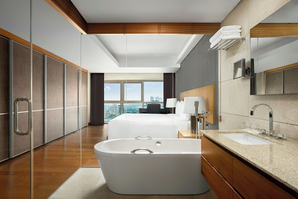 JW Marriott Hotel & Suites Saigon, The Apartments 48/49