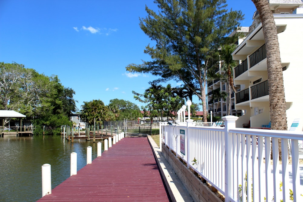 The Bay Inn at Lani Kai 44/48
