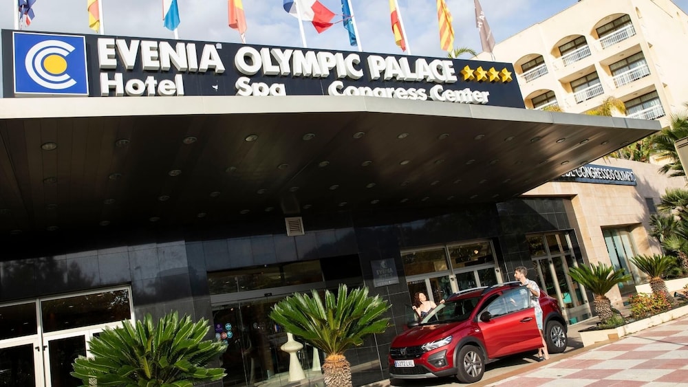 Evenia Olympic Palace in LLORET DE MAR