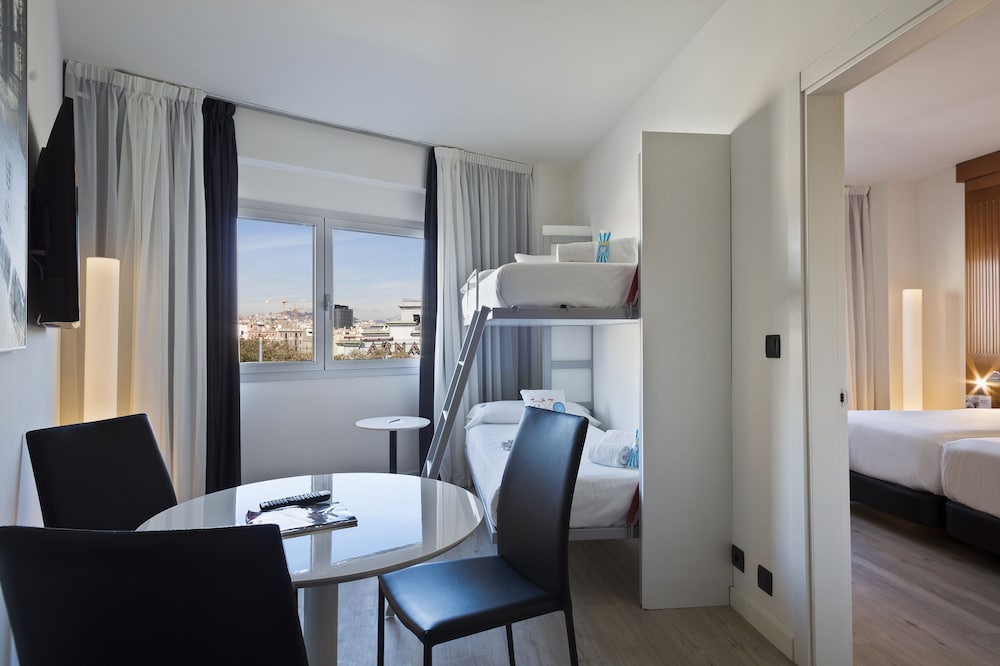 Innside by Melia Barcelona Apolo 32/75