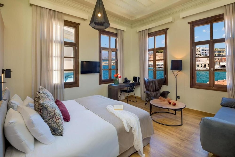 Contessa Boutique Hotel 7/65