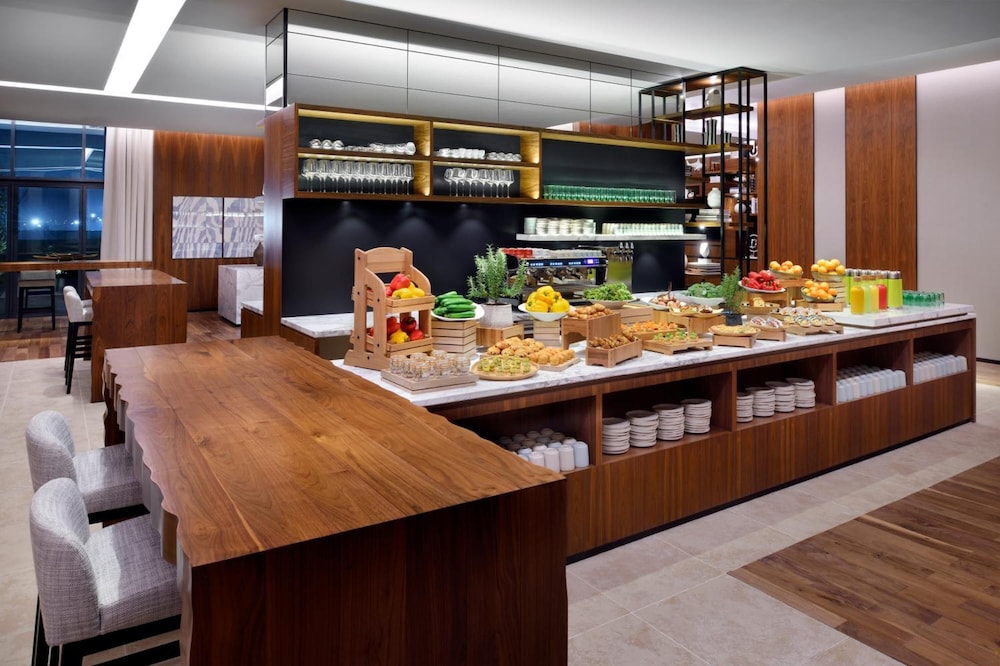 Vida Emirates Hills 40/51