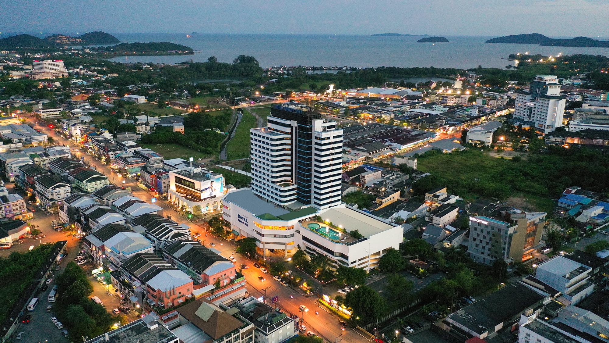 Royal Phuket City Hotel in PHUKET