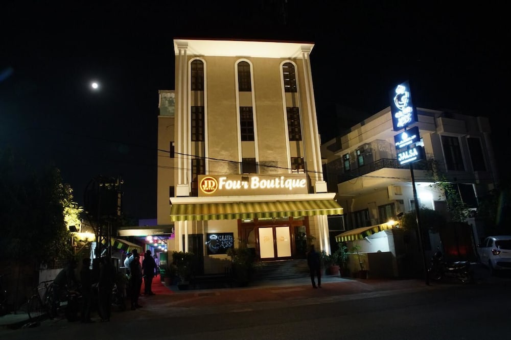Hotel Four Boutique 1/32