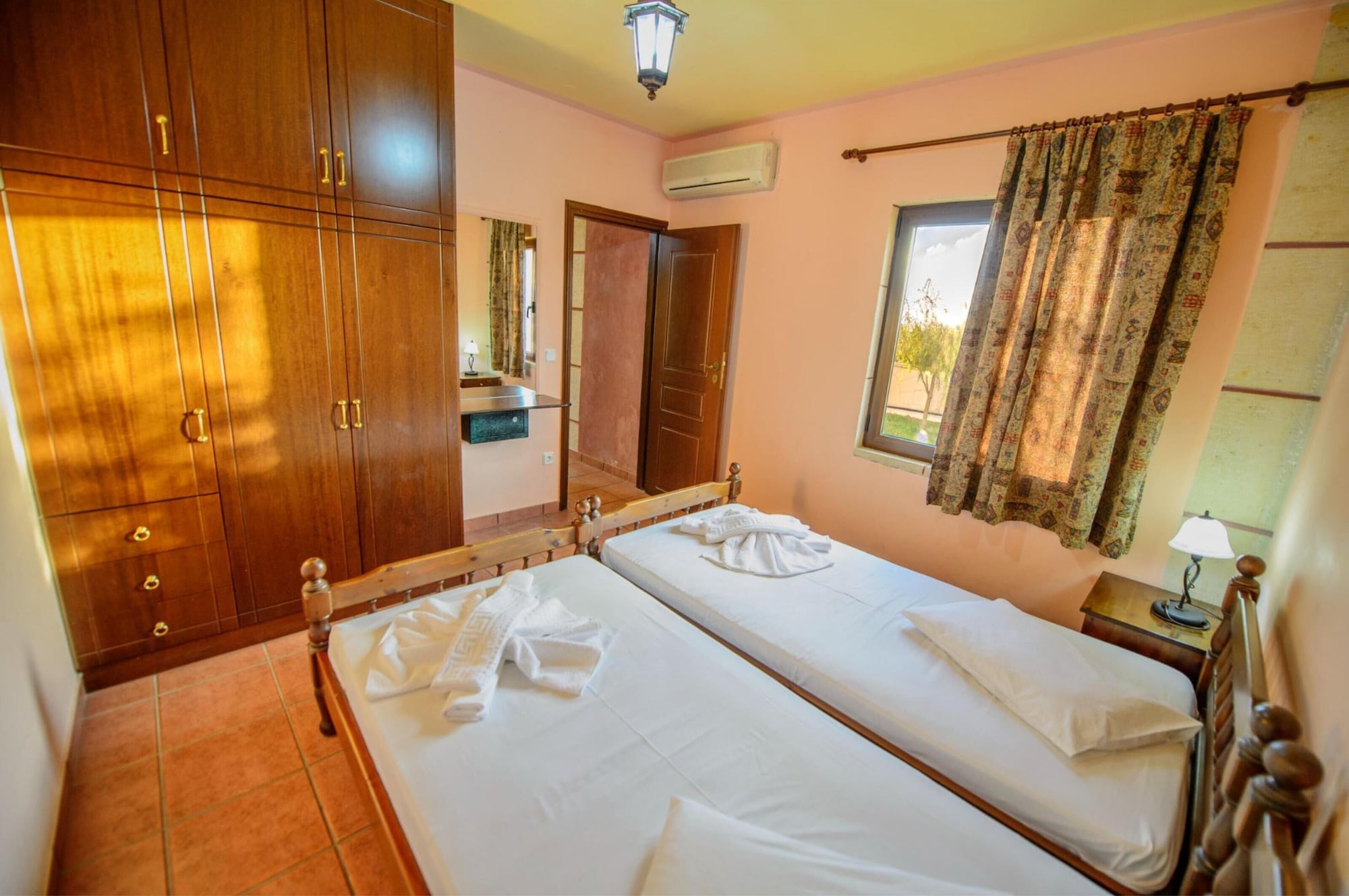 2 BEDROOMS, VILLA, PRIVATE POOL