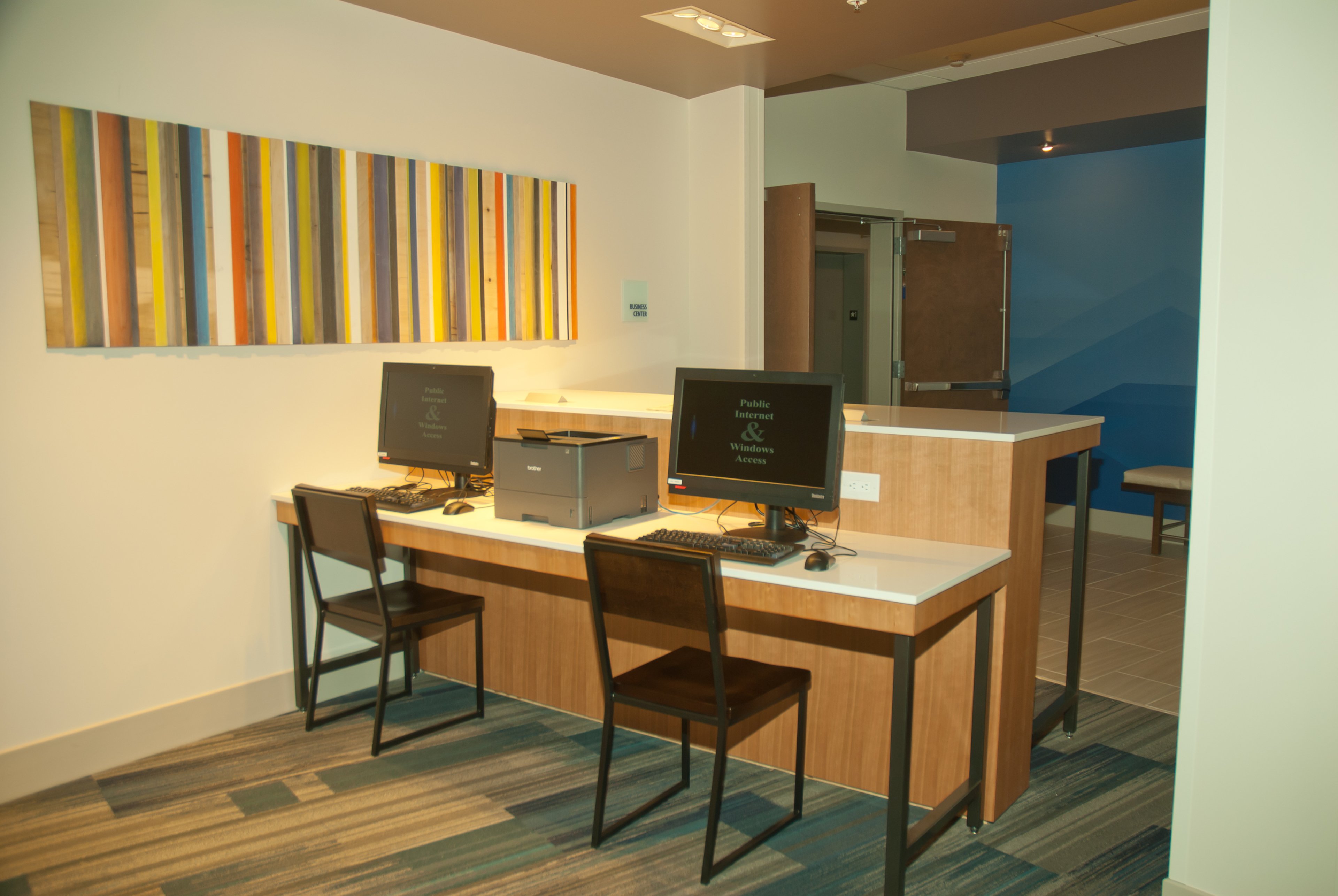Holiday Inn Express And Suites Decatur 24/27