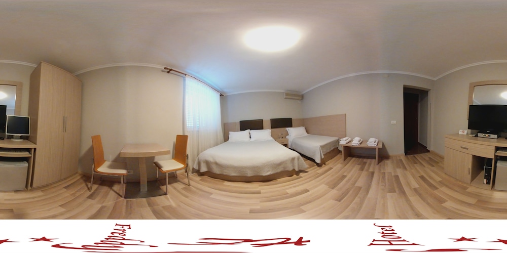 Freddy S Hotel 31/60