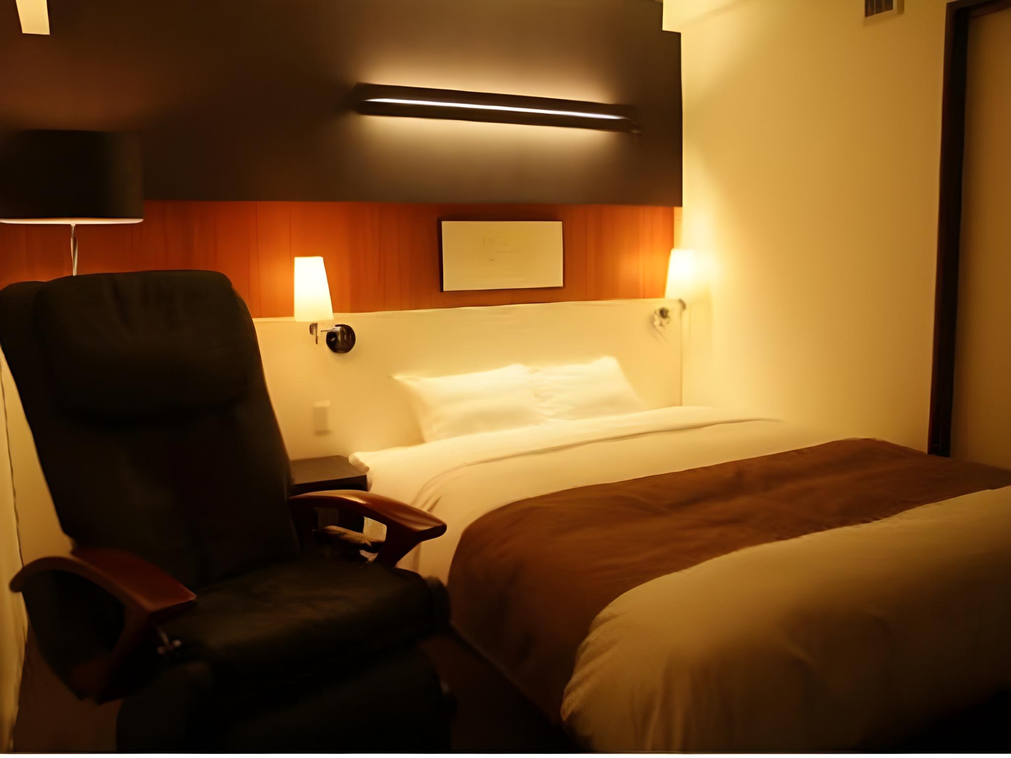 Semi Room, Single, Semi Double Bed, Smoking