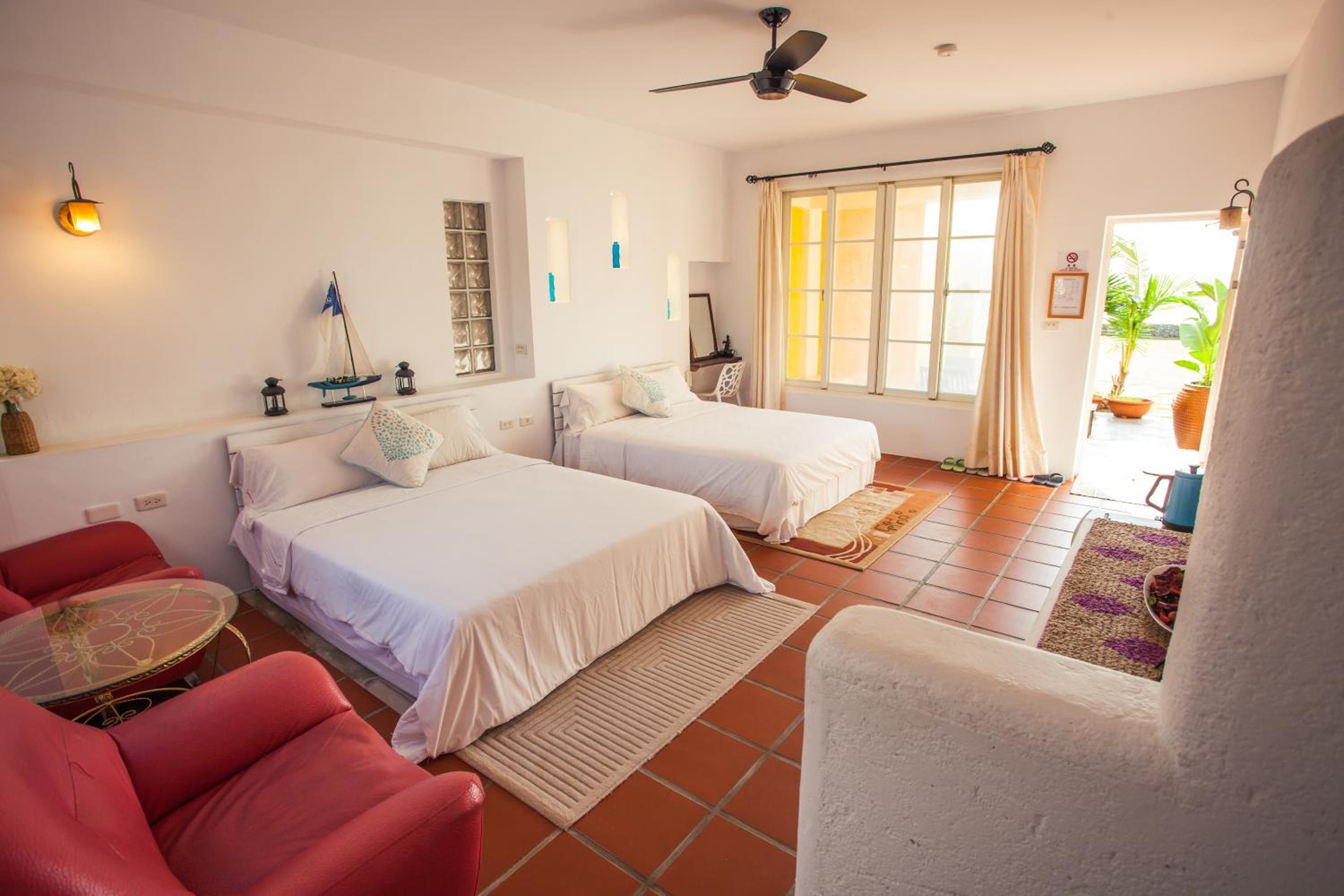 White, Quadruple, 2 Double Beds, Sea View