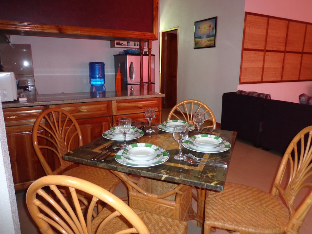 Nickles Park Resort And Apartments 20/30