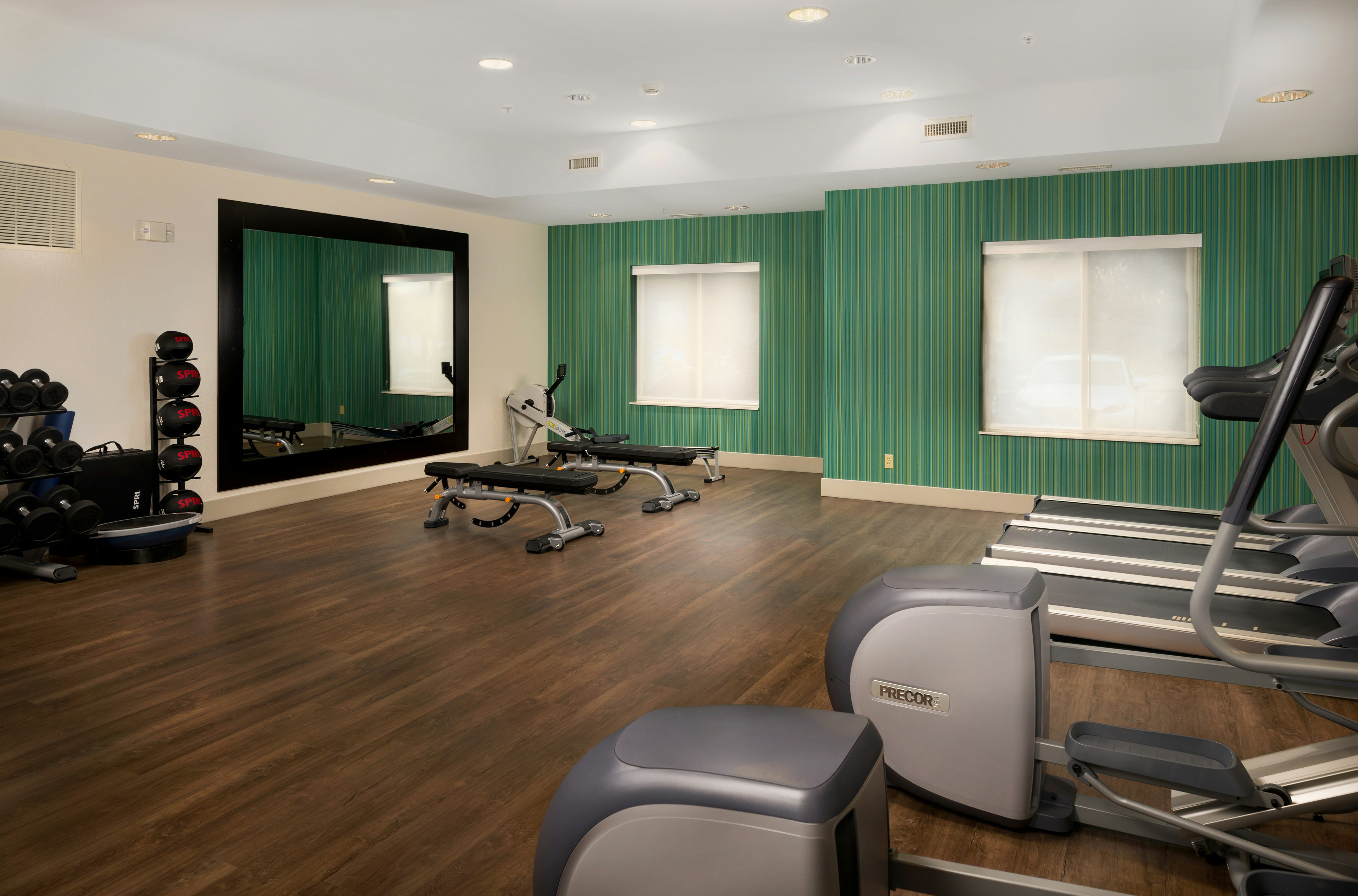 Holiday Inn Express Hotel And Suites Independence Kansas City 28/43