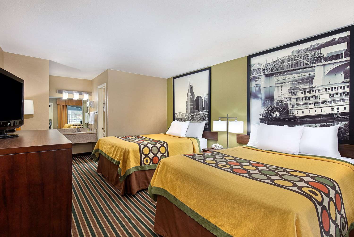 Super 8 by Wyndham Nashville West 20/41
