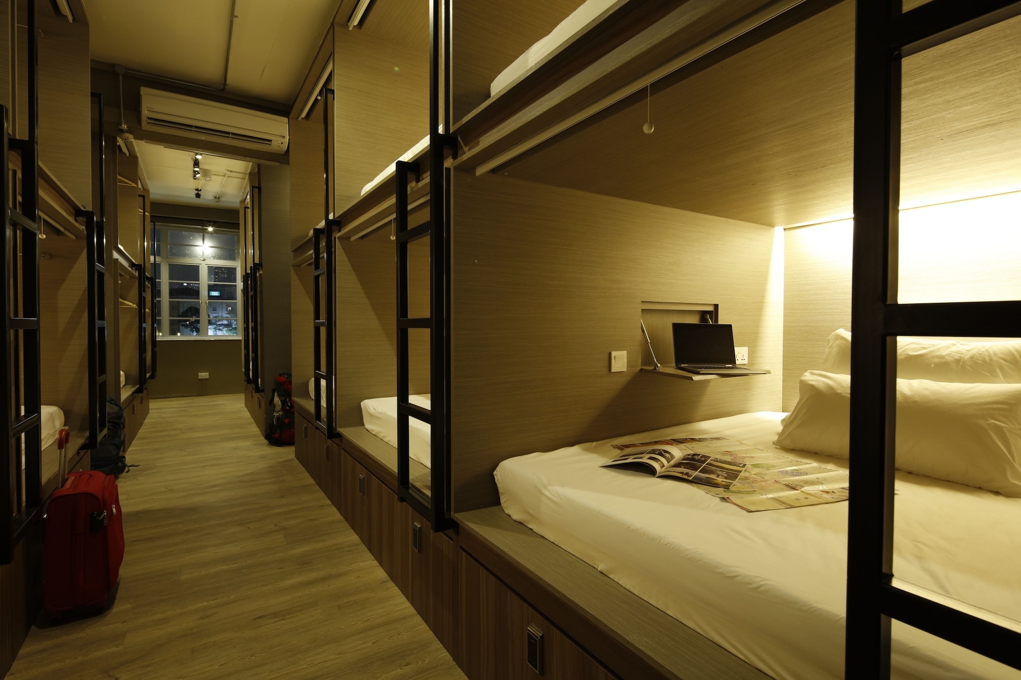 MIXED DORM, DELUXE, RIVER VIEW
