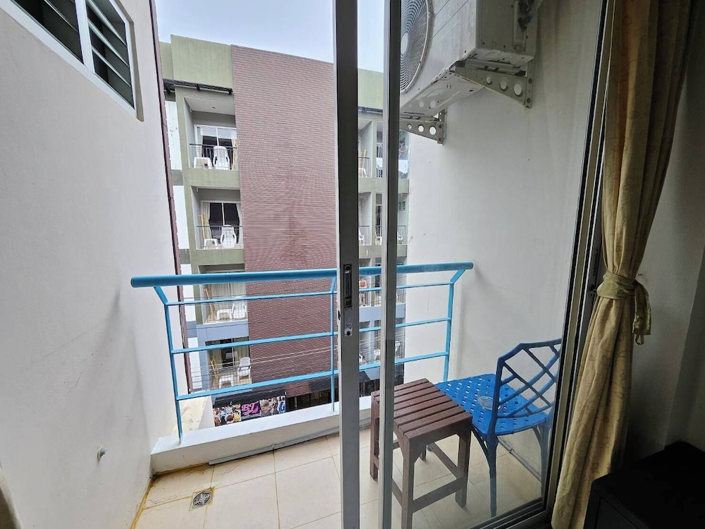 Patong Moon Inn Guesthouse 40/48