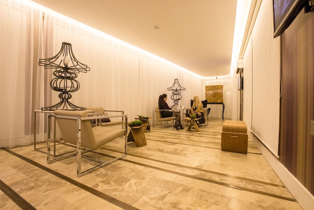 Four Seasons Halat 29/50