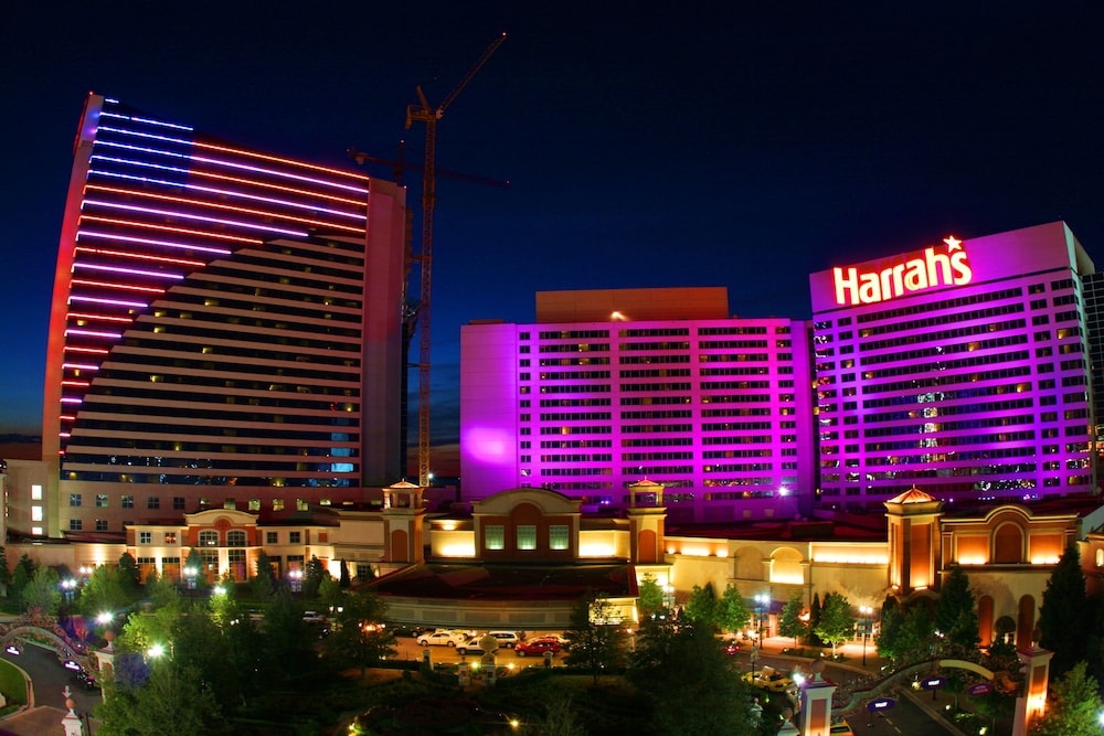 Harrahs Resort Atlantic City - A Caesars Rewards Destination 7/70