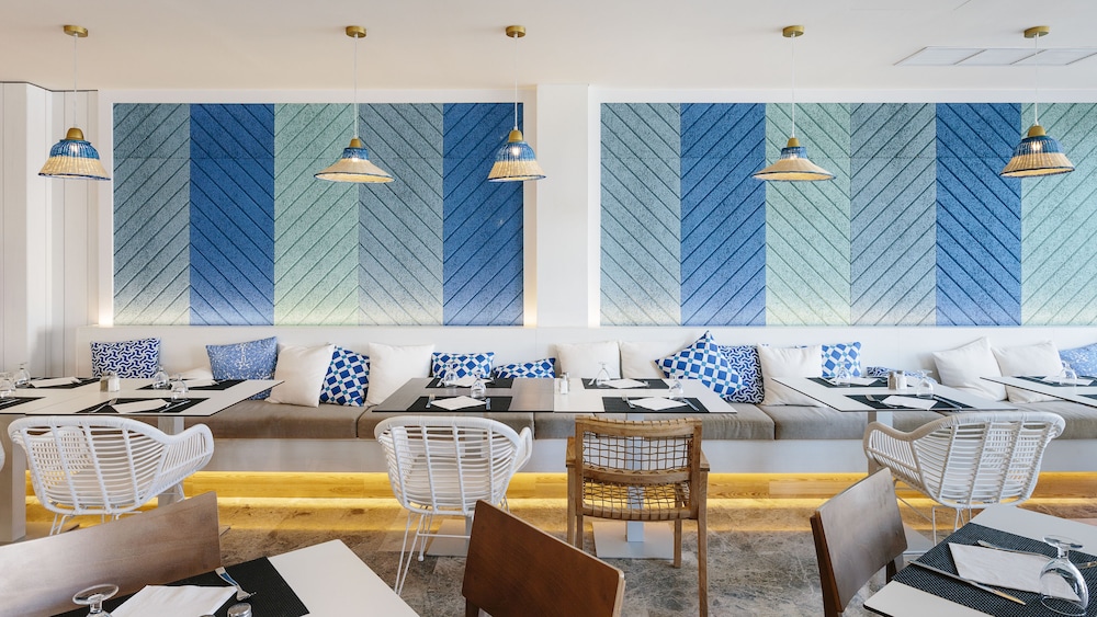 Leonardo Royal Ibiza Santa Eulalia 37/50