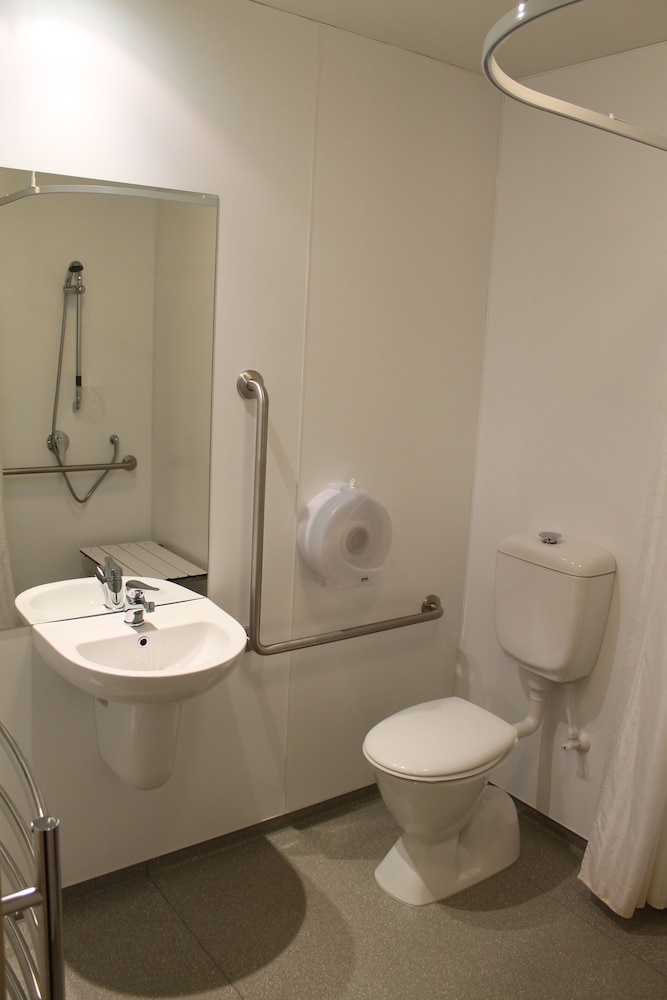 U Boutique Hotel Wellington, SureStay Collection by BW 64/68