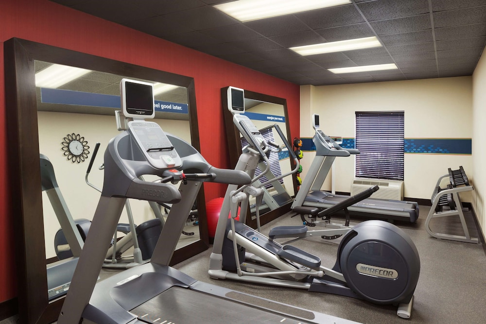 Hampton Inn Pell City 23/42