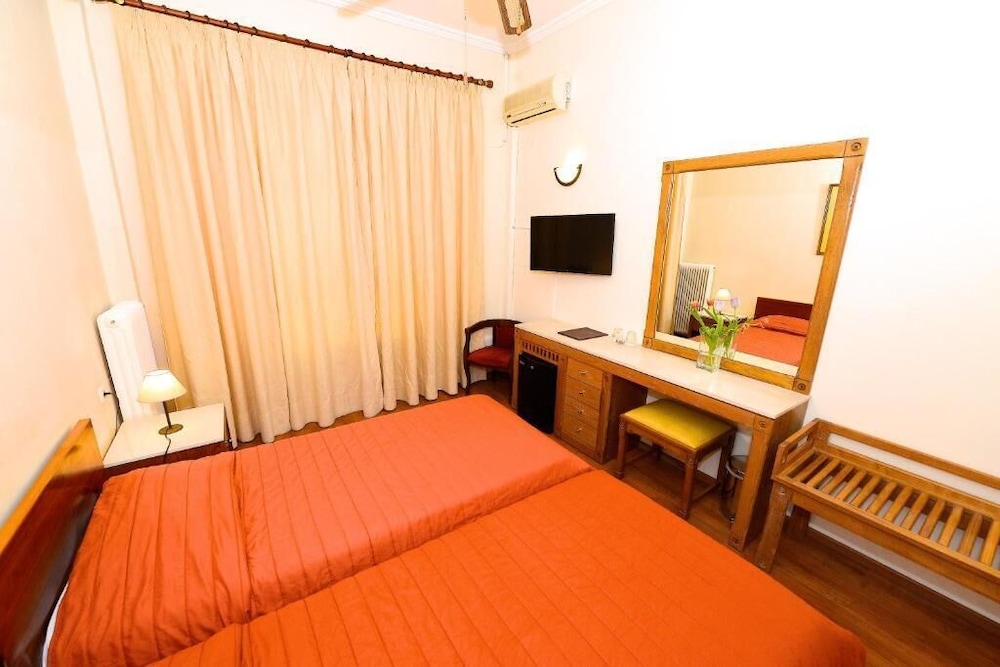 Dalia Hotel 12/49