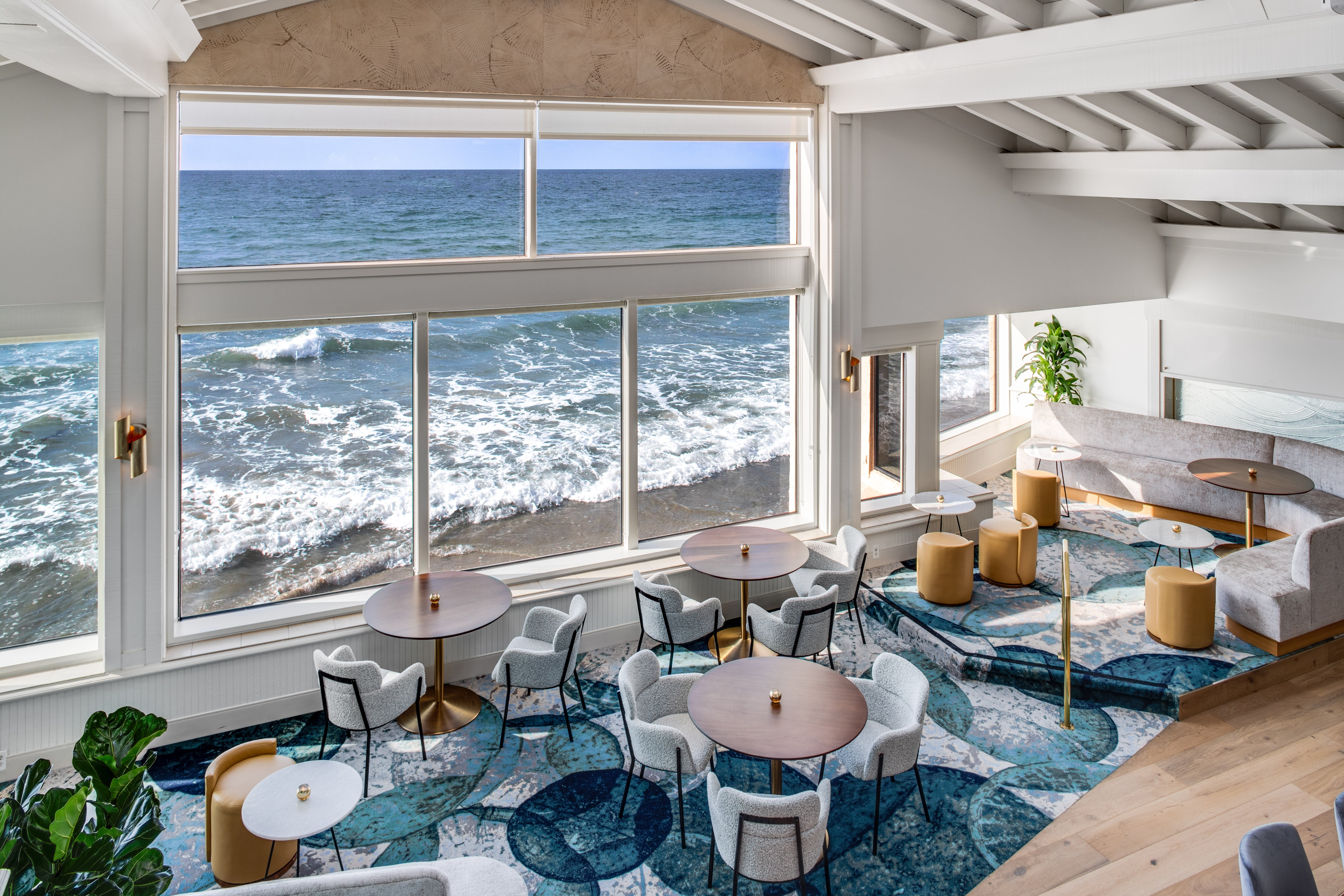La Jolla Beach and Tennis Club 44/73