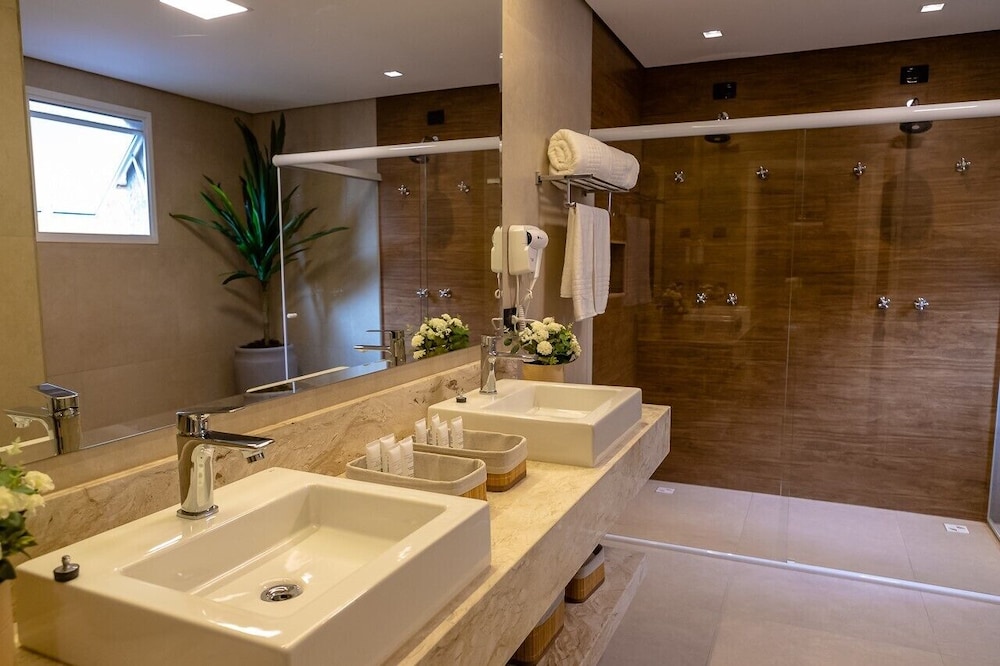 Champet Boutique Hotel 47/50