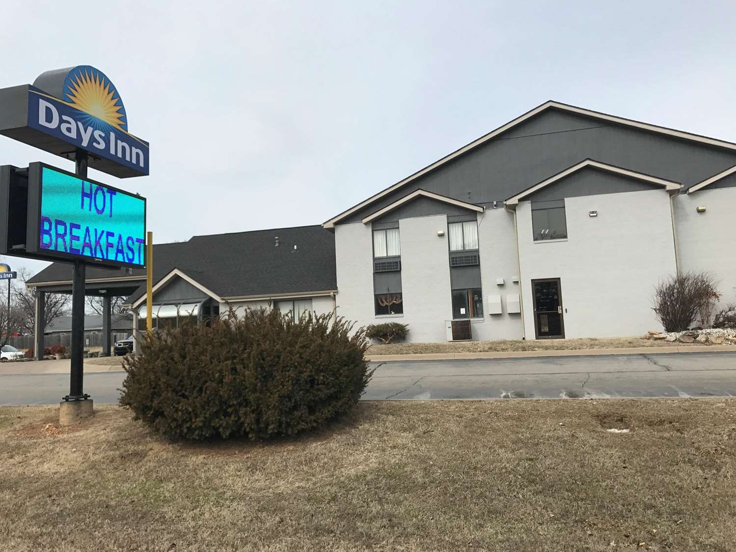 Days Inn By Wyndham Carthage 24/29