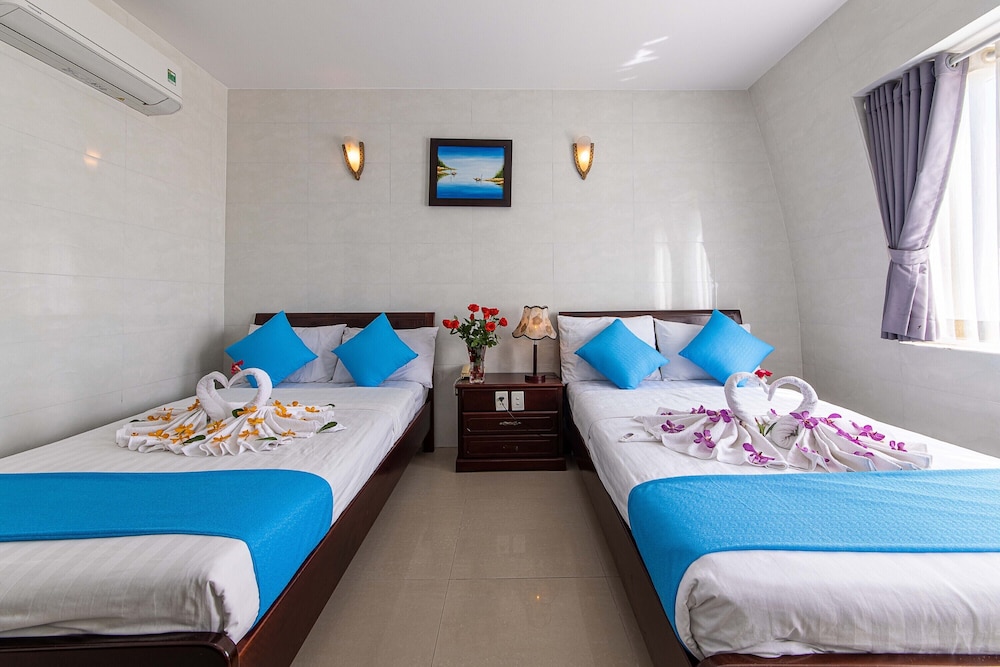 Phong Lan 2 Hotel 14/50