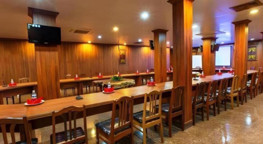 Asia Hotel 41/45