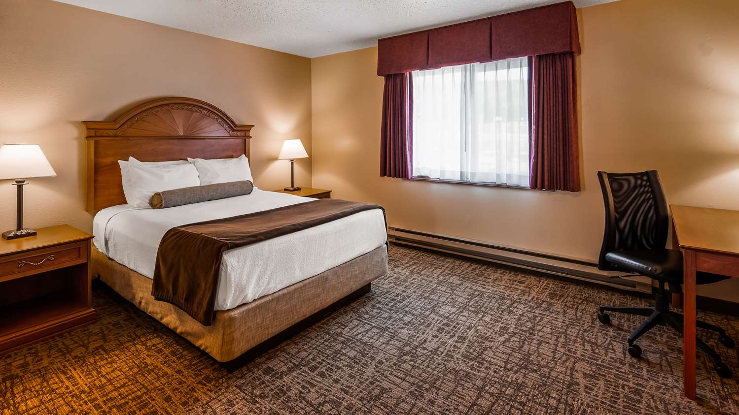 Room, Queen Bed
