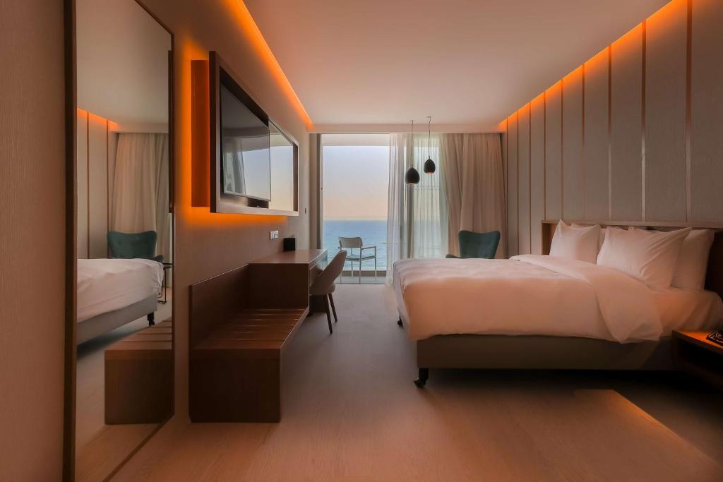 Radisson Beach Resort Larnaca 26/60