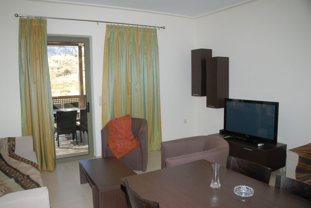 Plakias Cretan Resorts 46/65
