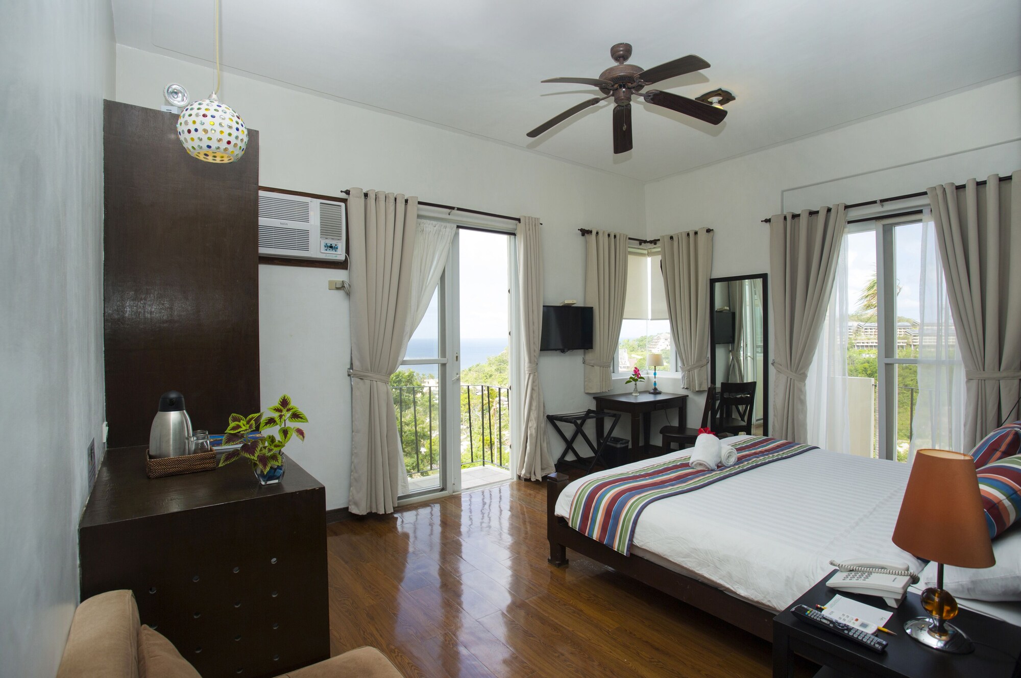 غرفة ديلوكس بسرير كينج، Hotel Soffia Boracay 8/10