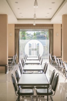 Hansanan Hotel 38/41